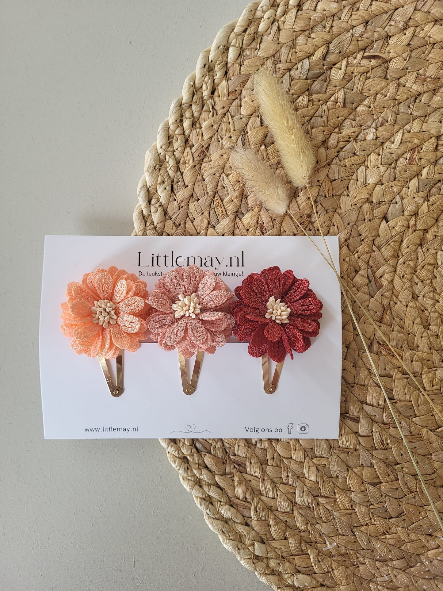 Handgemaakte haarspeldjes met bloemen voor jouw meid.