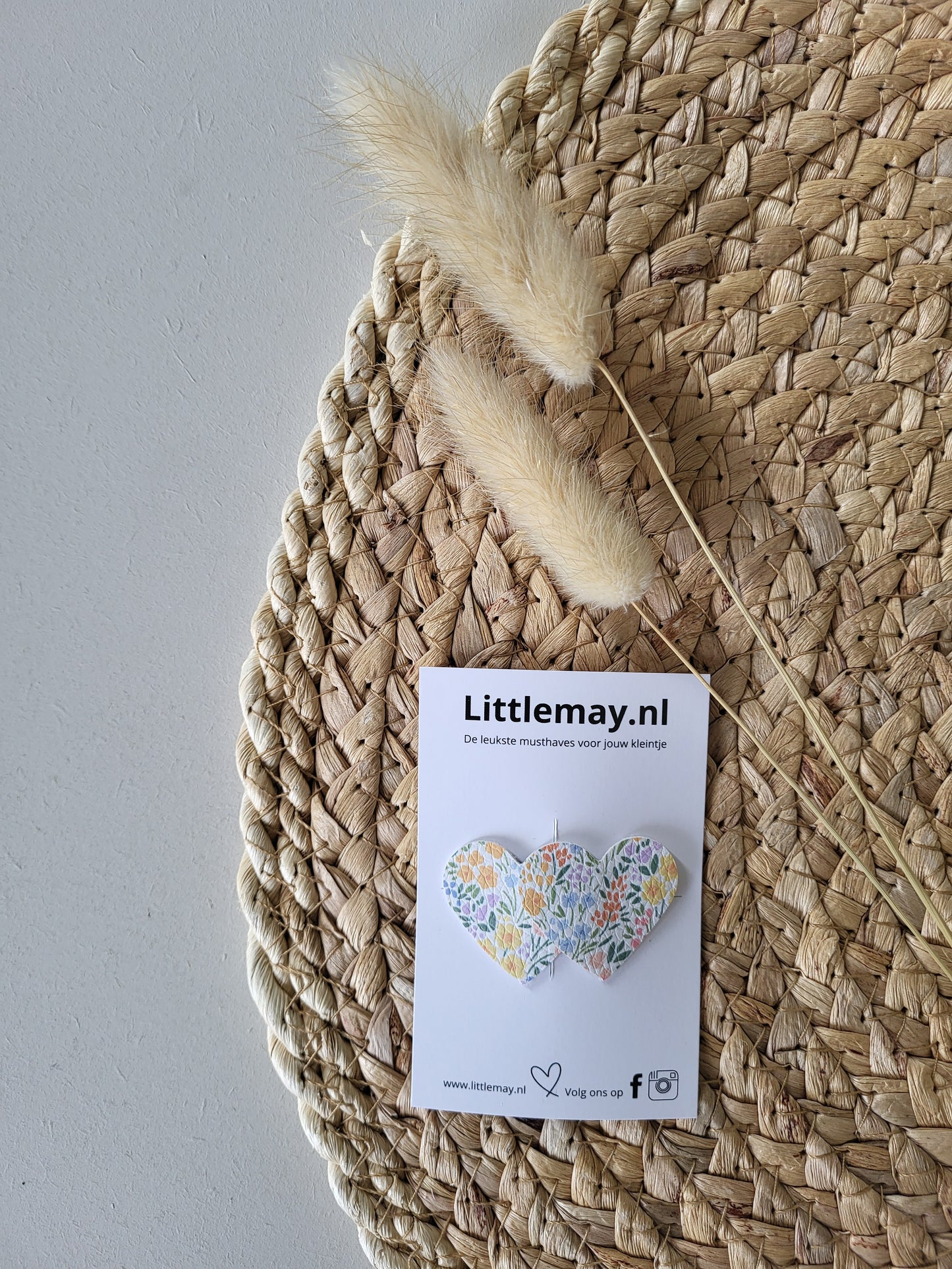 https://littlemay.nl/products/handgemaakte-haarspeldjes-hartjes-5