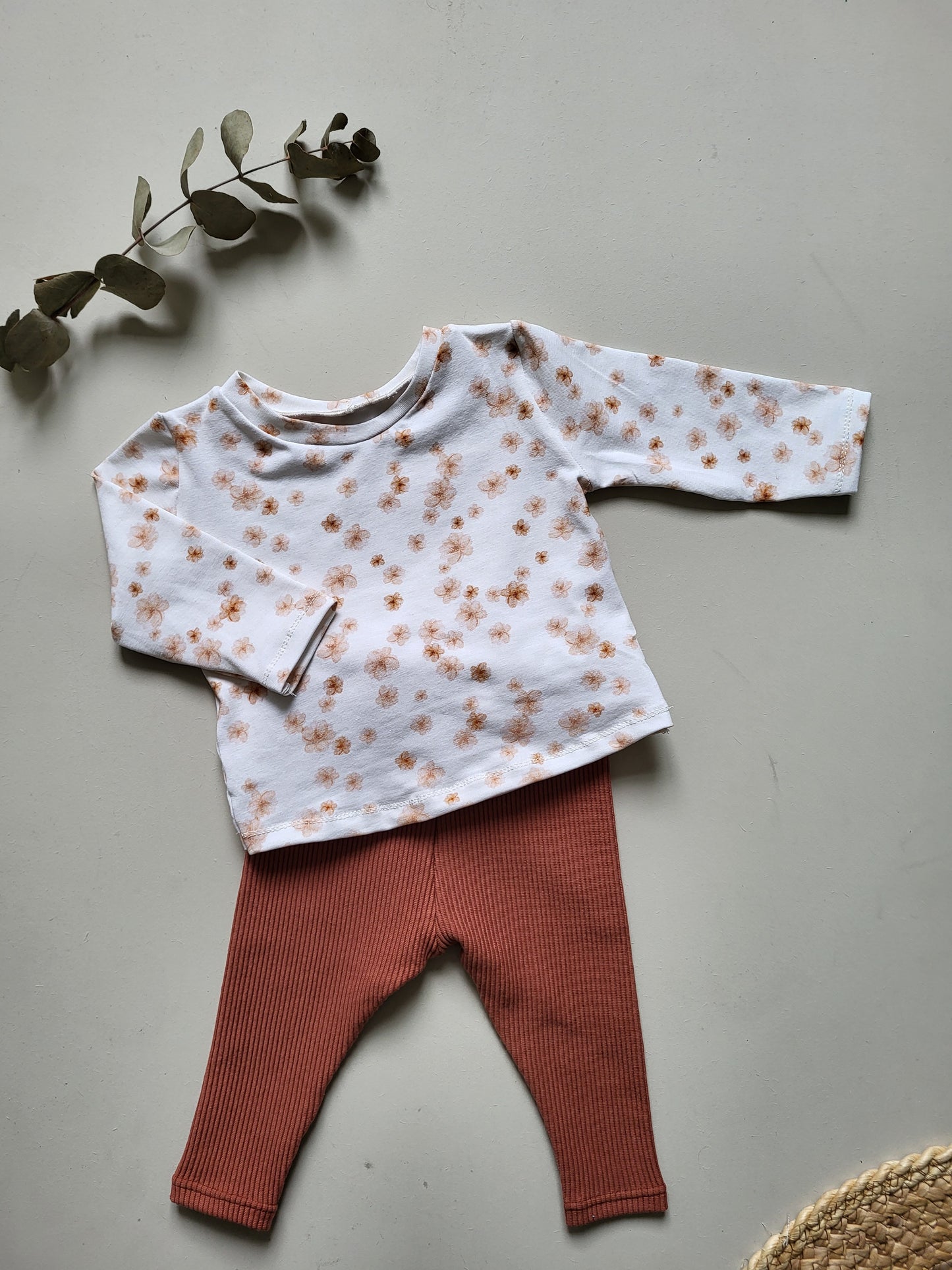 Ontdek de liefste baby longsleeves van Littlemay.nl | Liv