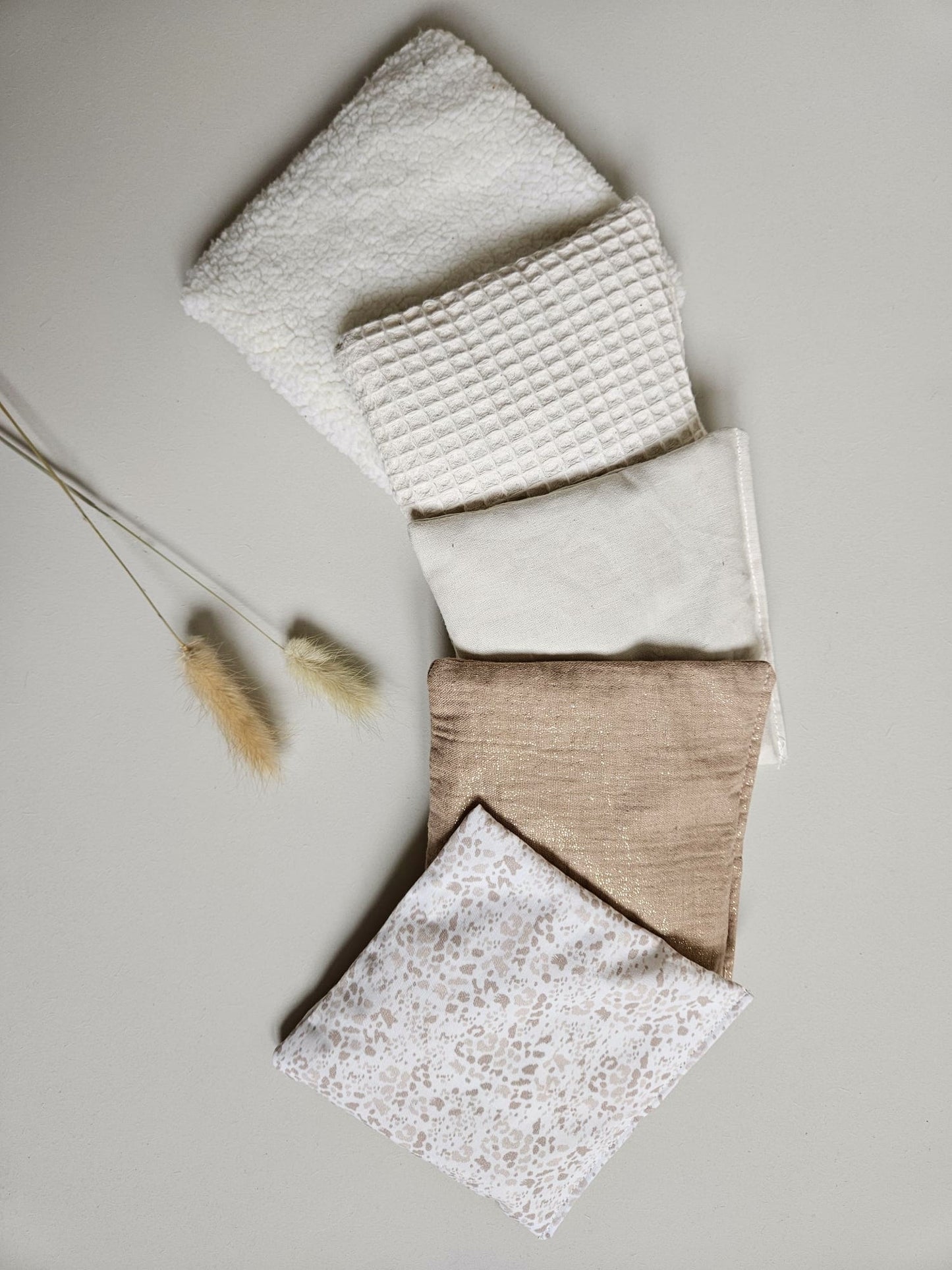 Littlemay.nl - Sensorische pittenzakjes | Soft white