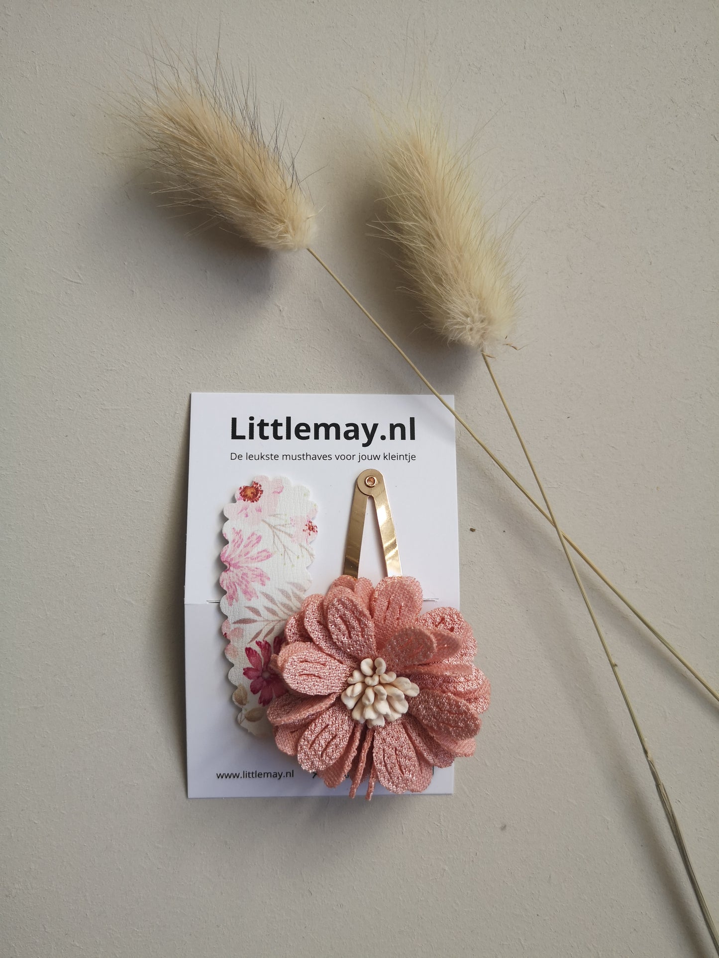 Handgemaakte haarspeldjes met bloemen voor jouw meid.
