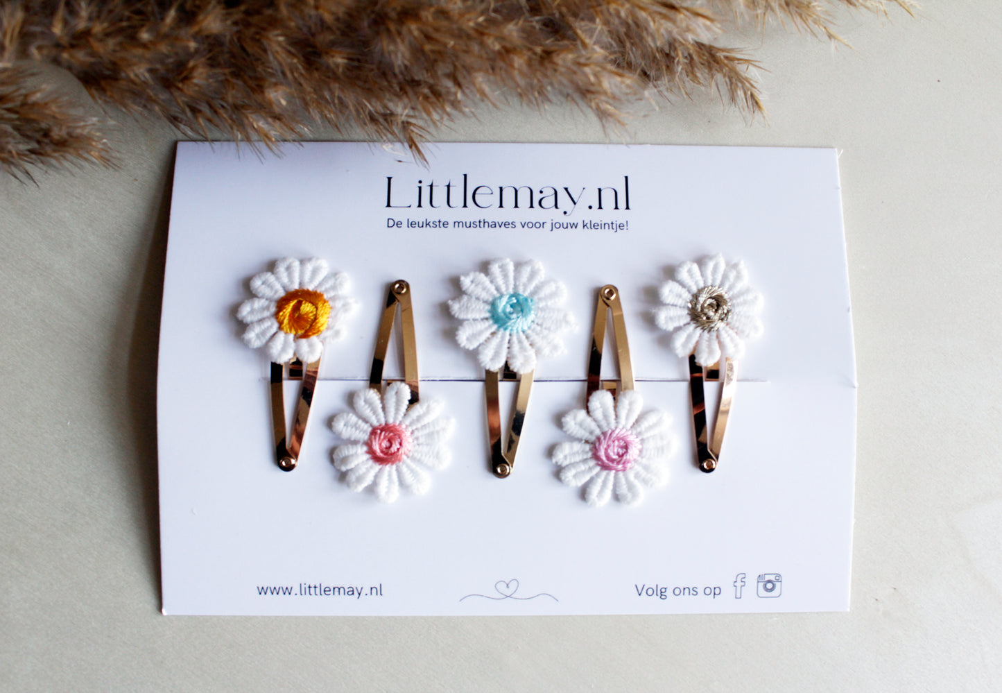 Handgemaakte haarspeldjes met bloemen voor jouw meid.