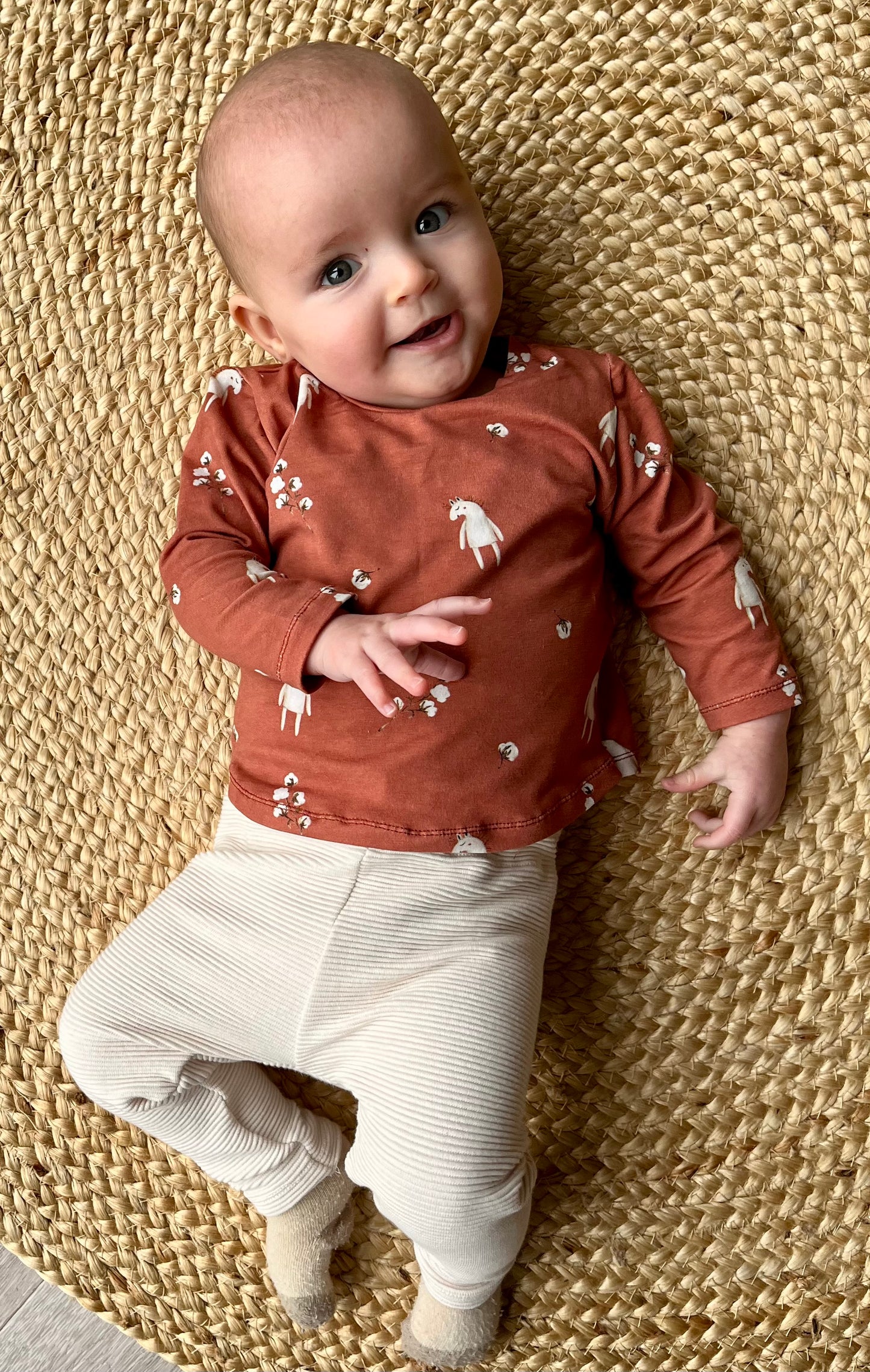 Ontdek de liefste baby longsleeves van Littlemay.nl | Juna