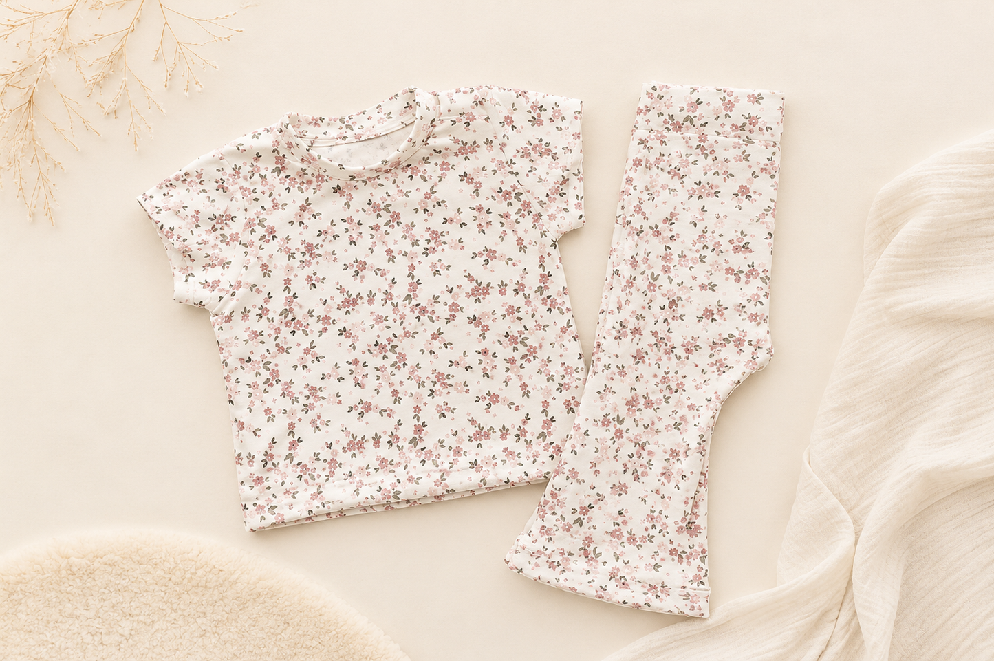 Littlemay.nl | Baby flared legging - Sweet flowers