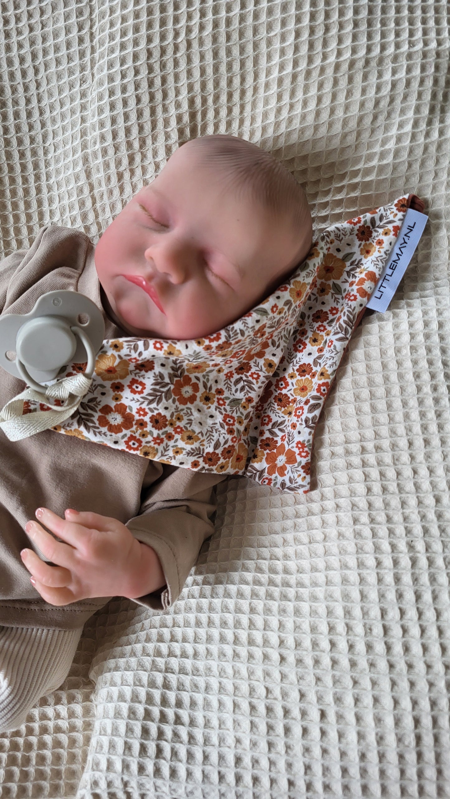 Zachte knuffeldoek Soof voor jouw baby | Verkrijgbaar bij Littlemay.nl
