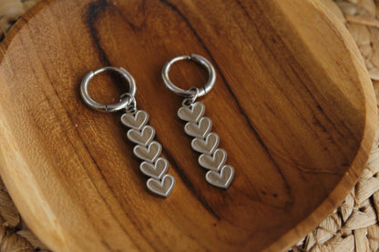 Zilveren oorringen met hartjes - Stainless steel | Littlemay.nl