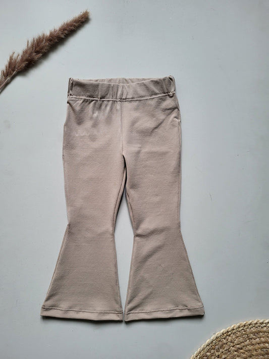 Ontdek de mooiste flared leggings voor meisjes van Littlemay.nl 