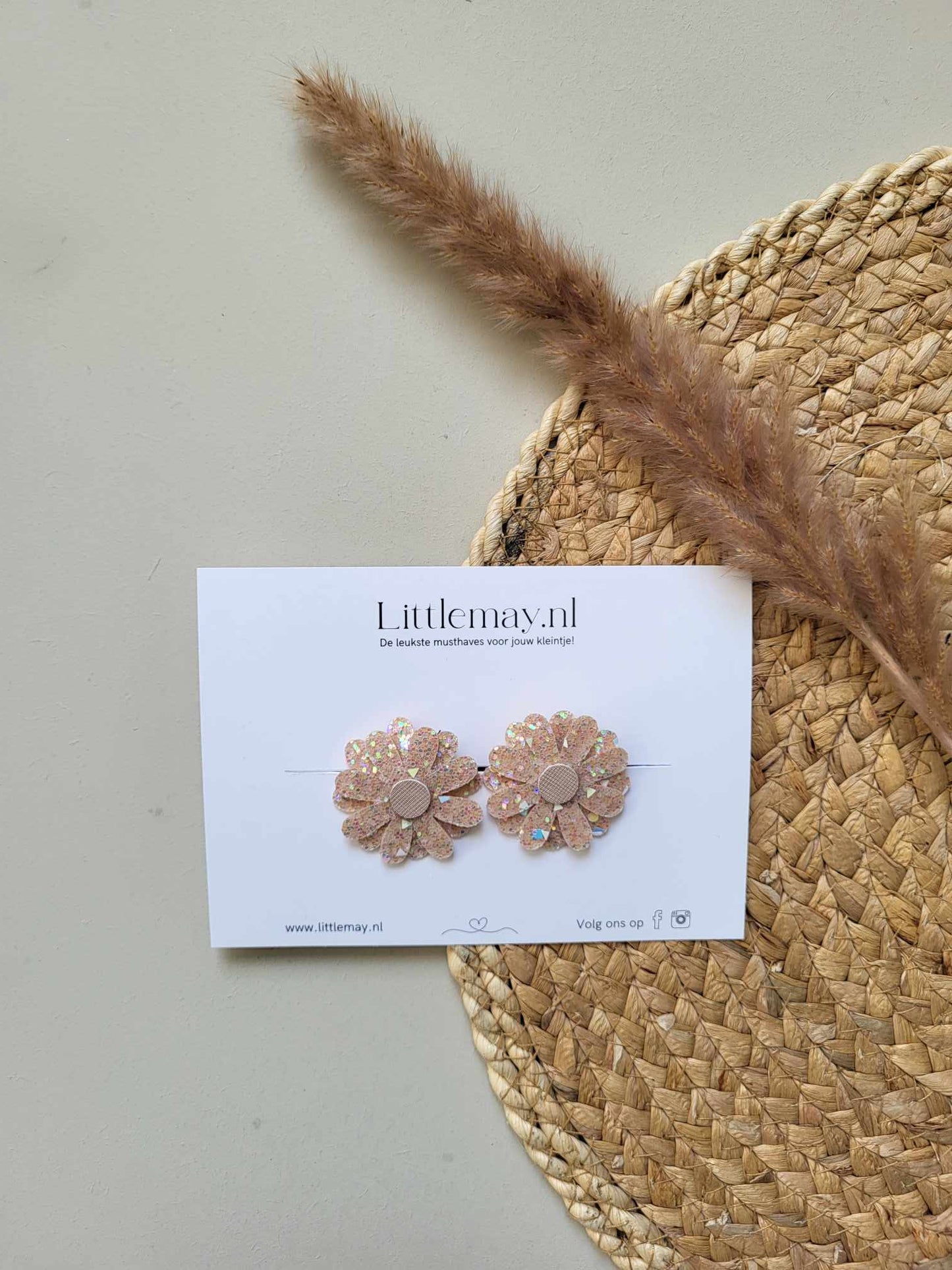 Handgemaakte haarspeldjes met bloemen voor meisjes van Littlemay.nl