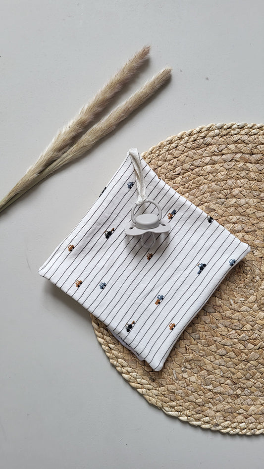Zachte knuffeldoek Levi  voor jouw baby | Verkrijgbaar bij Littlemay.nl