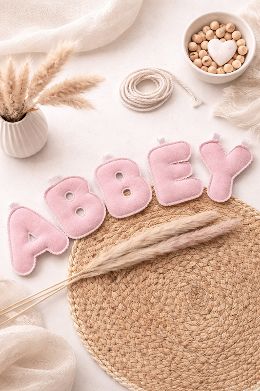 Littlemay.nl | Stoffen naamslinger Sandwashed roze 