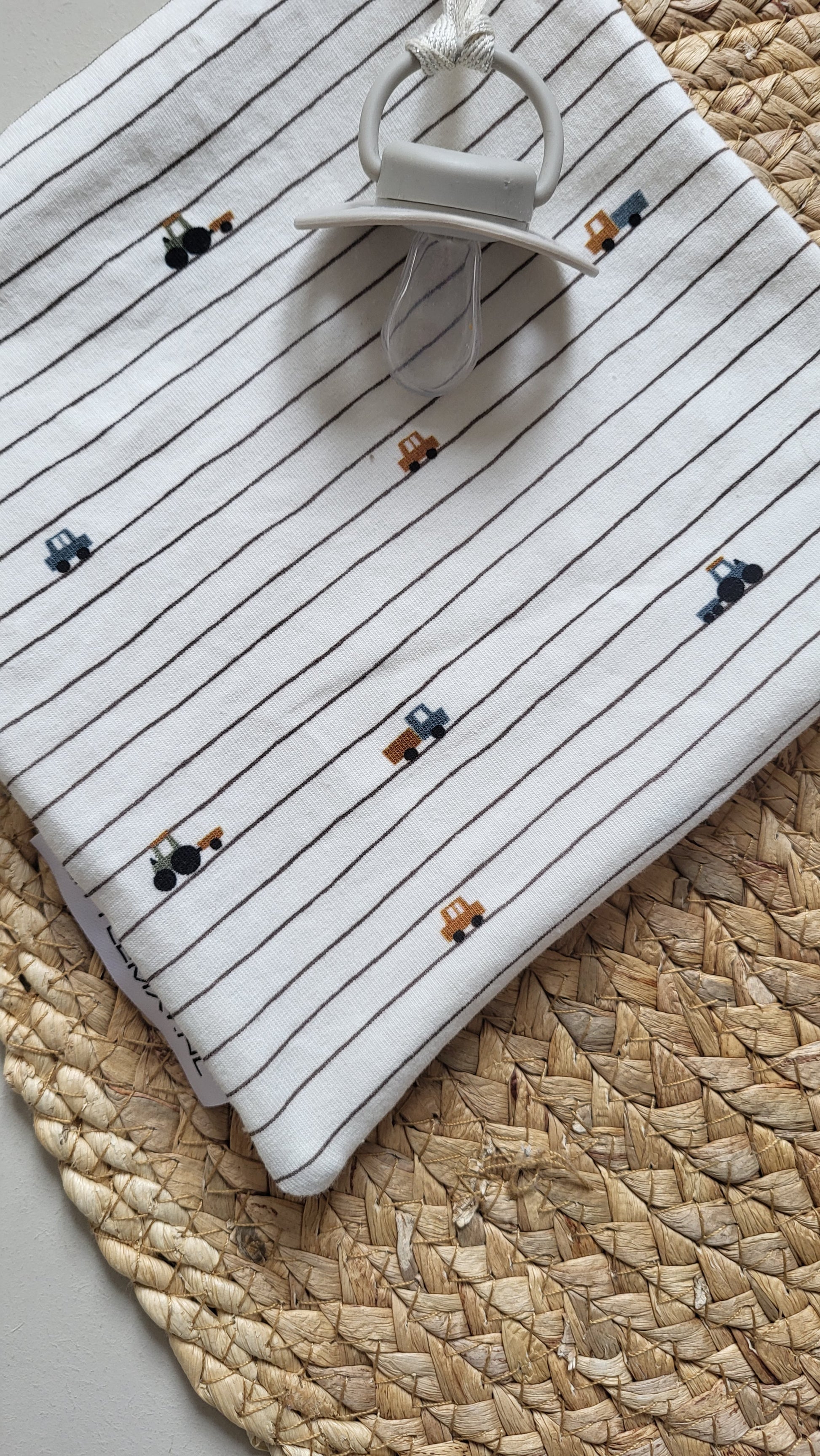 Zachte knuffeldoek Tom voor jouw baby | Verkrijgbaar bij Littlemay.nl