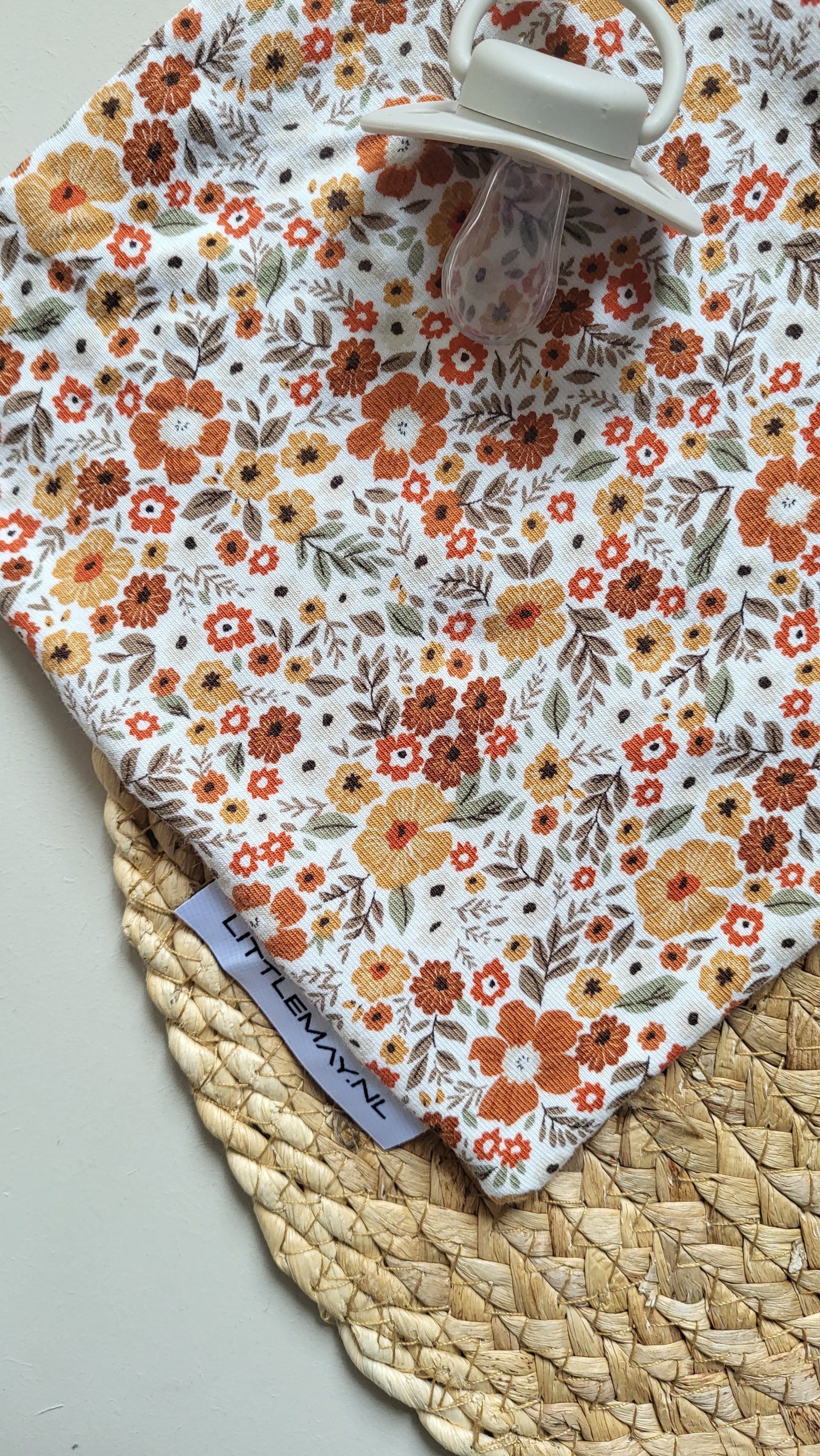 Zachte knuffeldoek Soof voor jouw baby | Verkrijgbaar bij Littlemay.nl